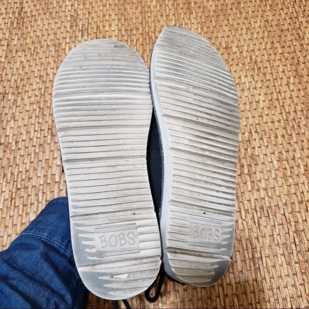 Bobs Skechers Black Canvas Size 7